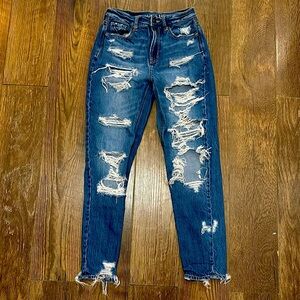 American Eagle Mom Jean